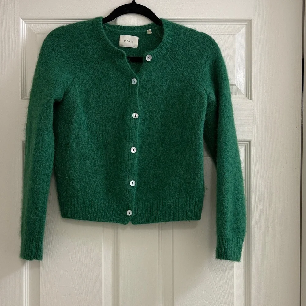 Doen Green Women's Cardigan Sweater - Picture 1 of 5